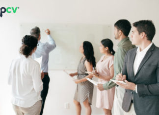 Chính sách nhân sự là gì? Cách xây dựng chính sách nhân sự chuẩn chinh-sach-nhan-su-topcv