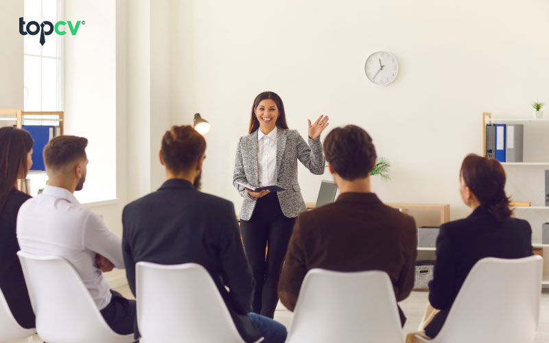 Doanh nghiệp áp dụng Off the job training có thể tăng sự trung thành của nhân viên