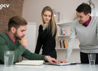 Khởi nghiệp tại thị trường Việt Nam không khó cùng với TopCV Khởi nghiệp tại thị trường Việt Nam không khó cùng với TopCV
