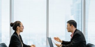 20 câu hỏi phỏng vấn nhân viên kinh doanh lọc ứng viên hiệu quả nhất 20 câu hỏi phỏng vấn nhân viên kinh doanh lọc ứng viên hiệu quả nhất